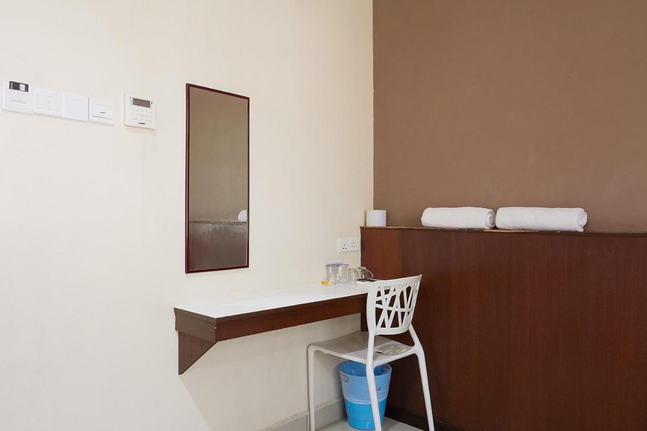 Langkawi Uptown Hotel Kuah Exterior photo